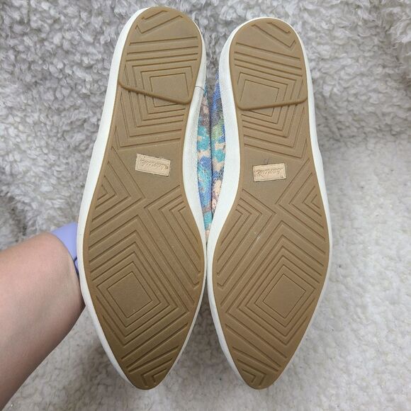 Sanuk Patterned Pointed Toe Flats Size 8 - Picture 4 of 5
